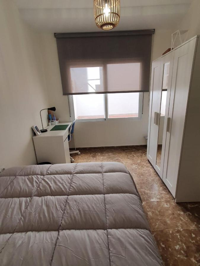 Apartamento 5 Minutos Centro Reformado. Lägenhet Málaga Exteriör bild