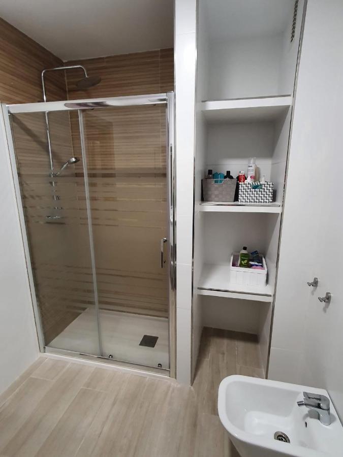 Apartamento 5 Minutos Centro Reformado. Lägenhet Málaga Exteriör bild